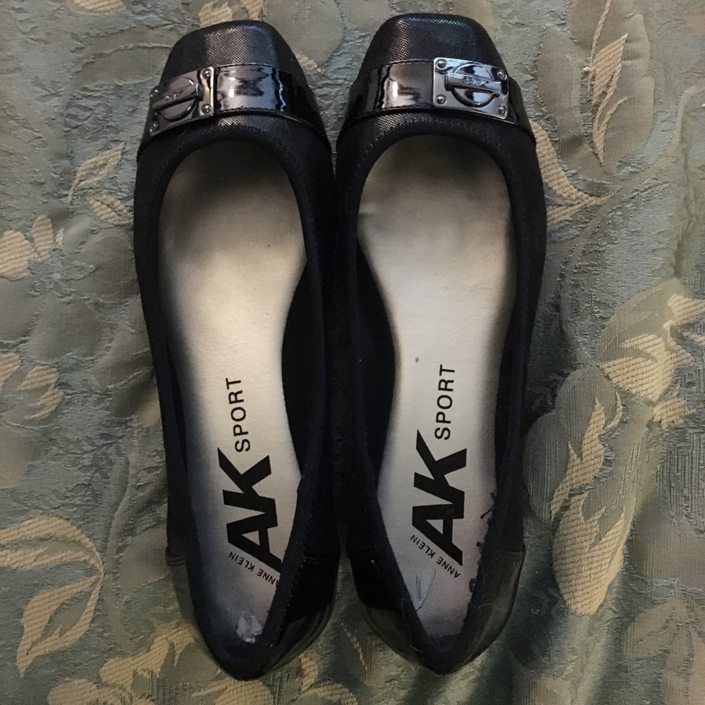 ANNE KLEIN URSALA BALLET FLAT